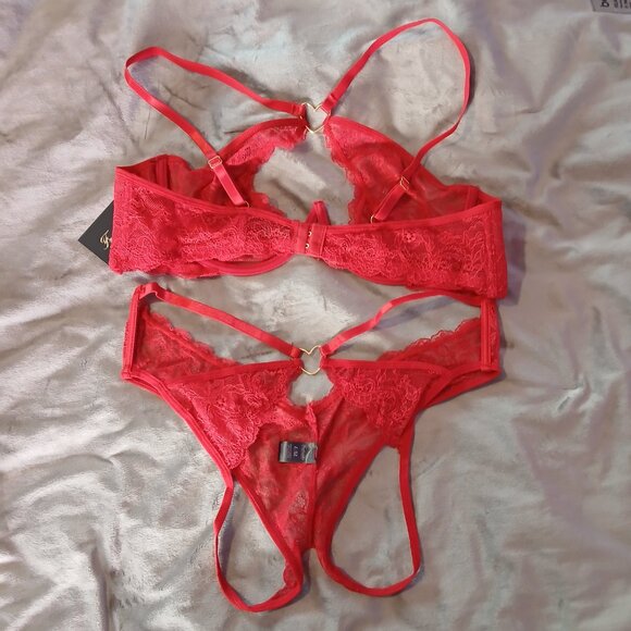 Frederick's of Hollywood Women's Lover Floral Lace Bra Set L/XL NWT Red - Picture 6 of 8